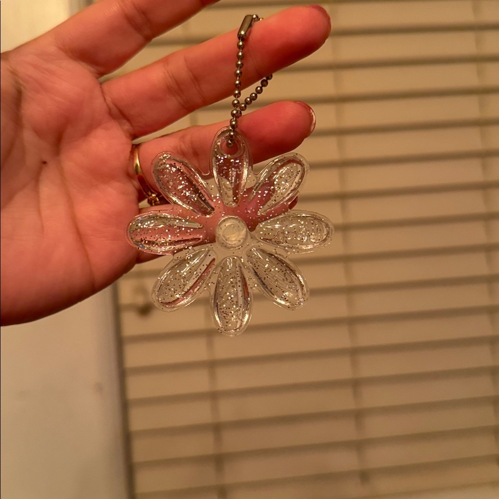 SOLD Coach Clear Glitter Daisy Keychain Charm - Picture 2 of 2